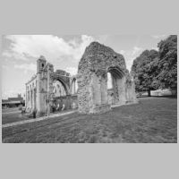 Glastonbury Abbey, photo by Anthony Plowman on flickr,7.jpg